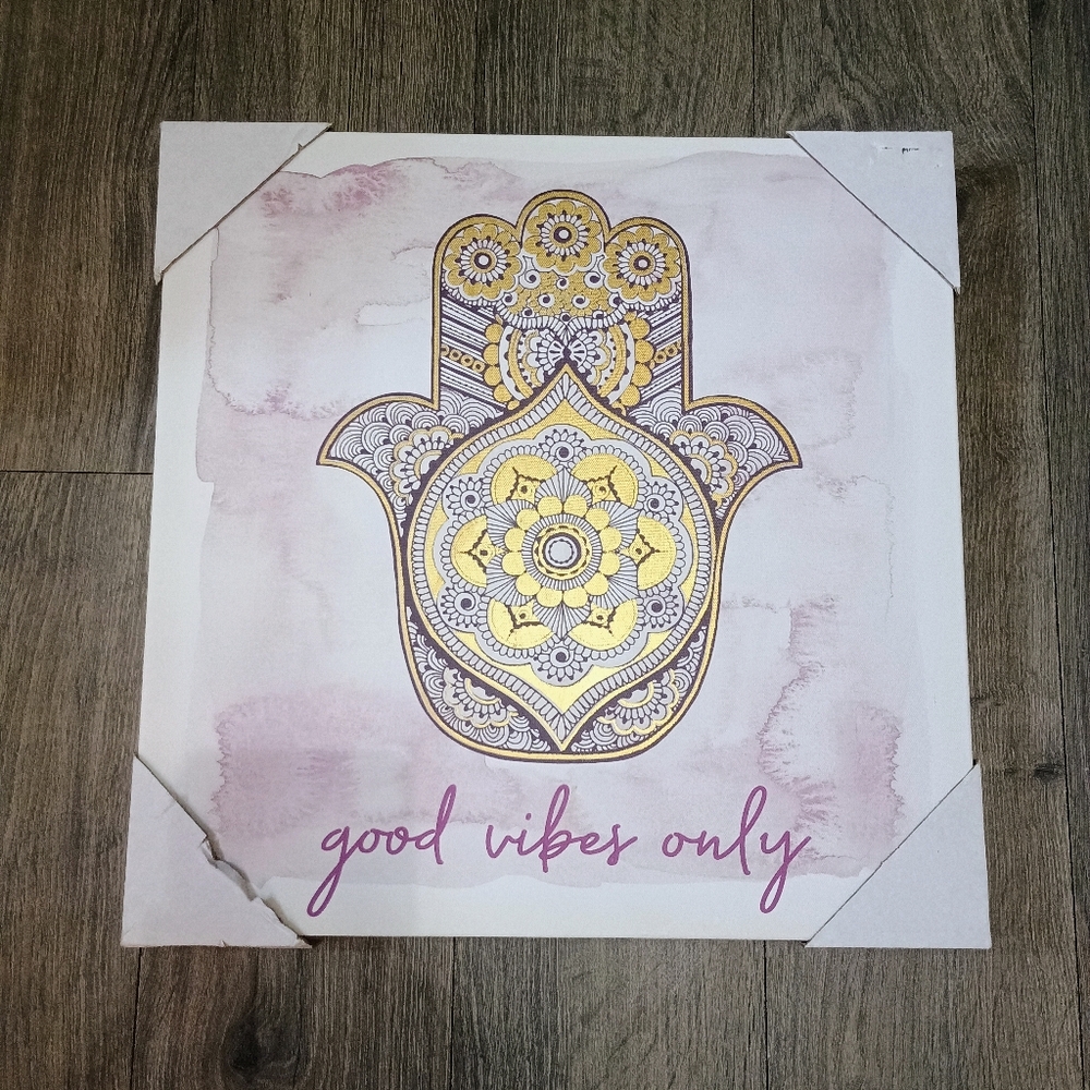 Hamsa Hand "Good Vibes Only" Photo